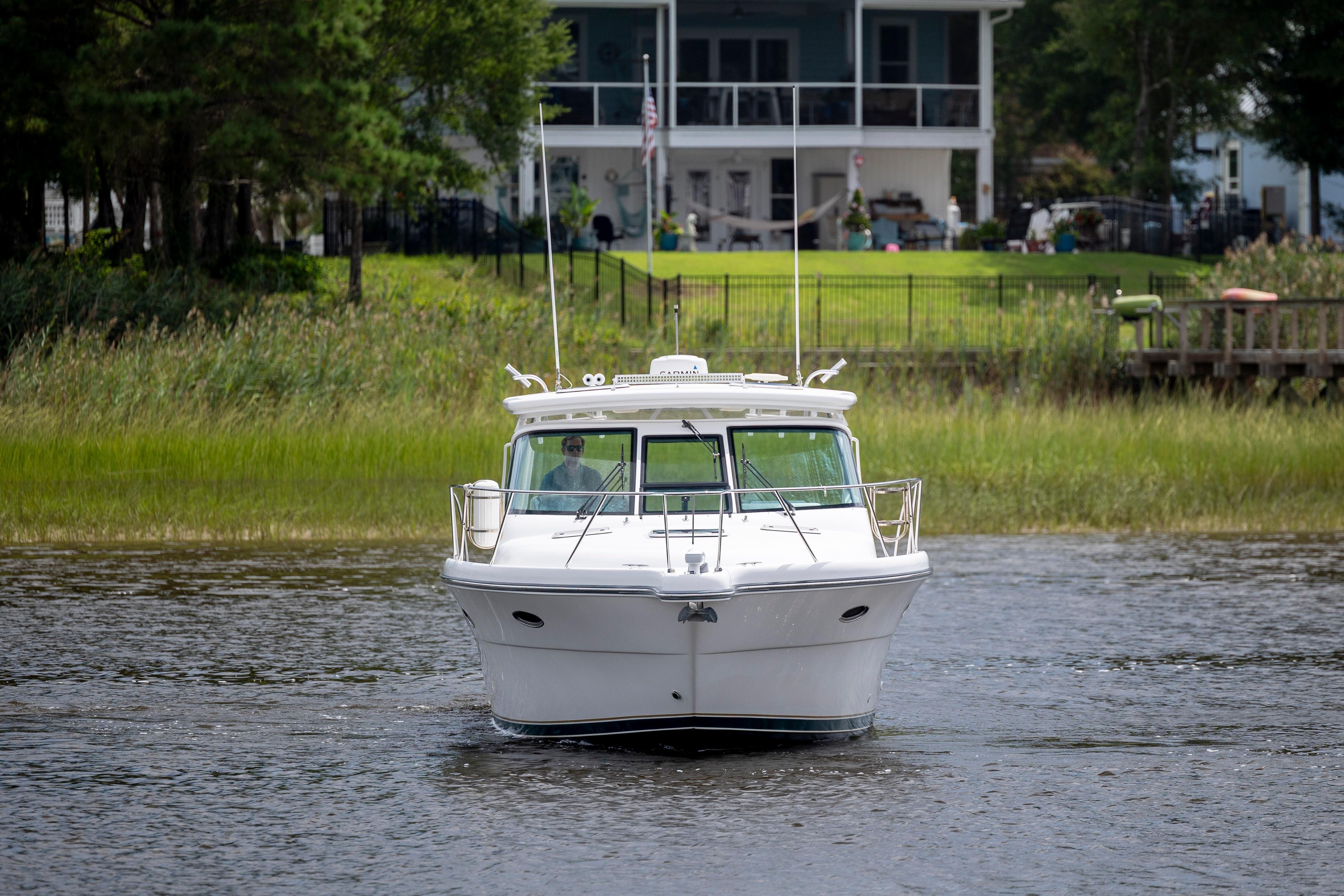 Boat image 3