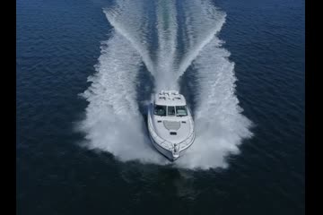 Tiara Yachts 4400 Sovran video