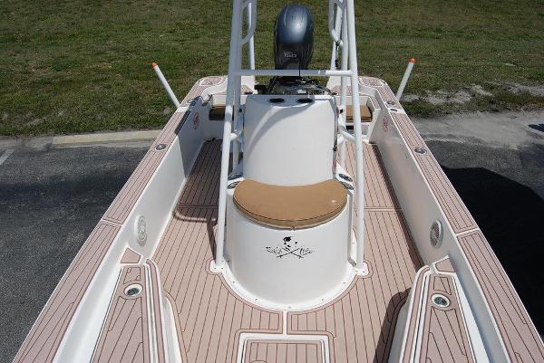 2012 Bonefish boat for sale, model of the boat is Hill Tide 22 & Image # 9 of 12