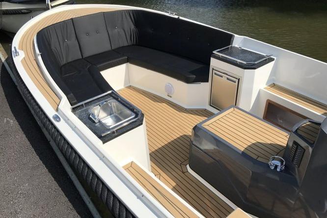 2023 GS 22 Tender - Electric
