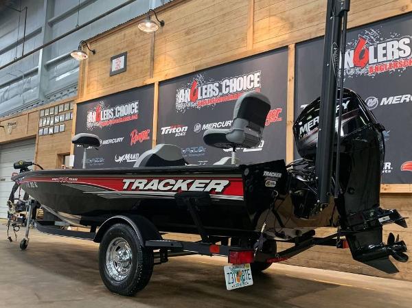 2017 Tracker Boats boat for sale, model of the boat is Pro Team™ 175 TXW & Image # 8 of 15