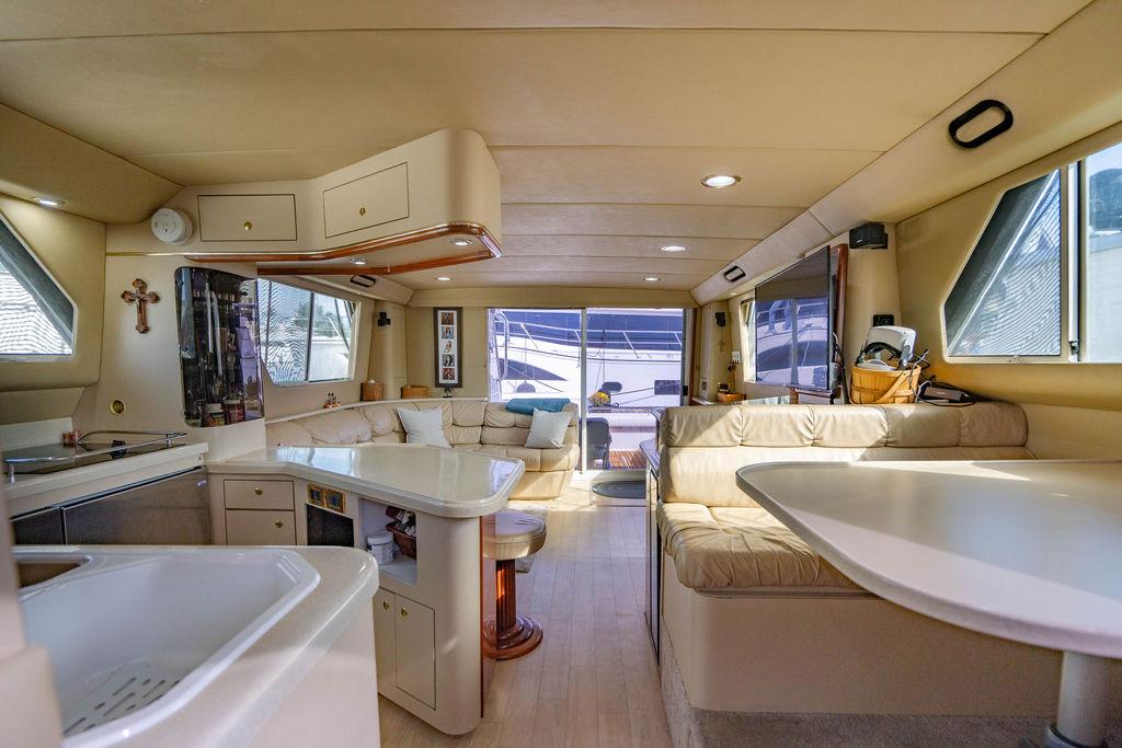 Sea Ray 55 Knottin Matters - Salon