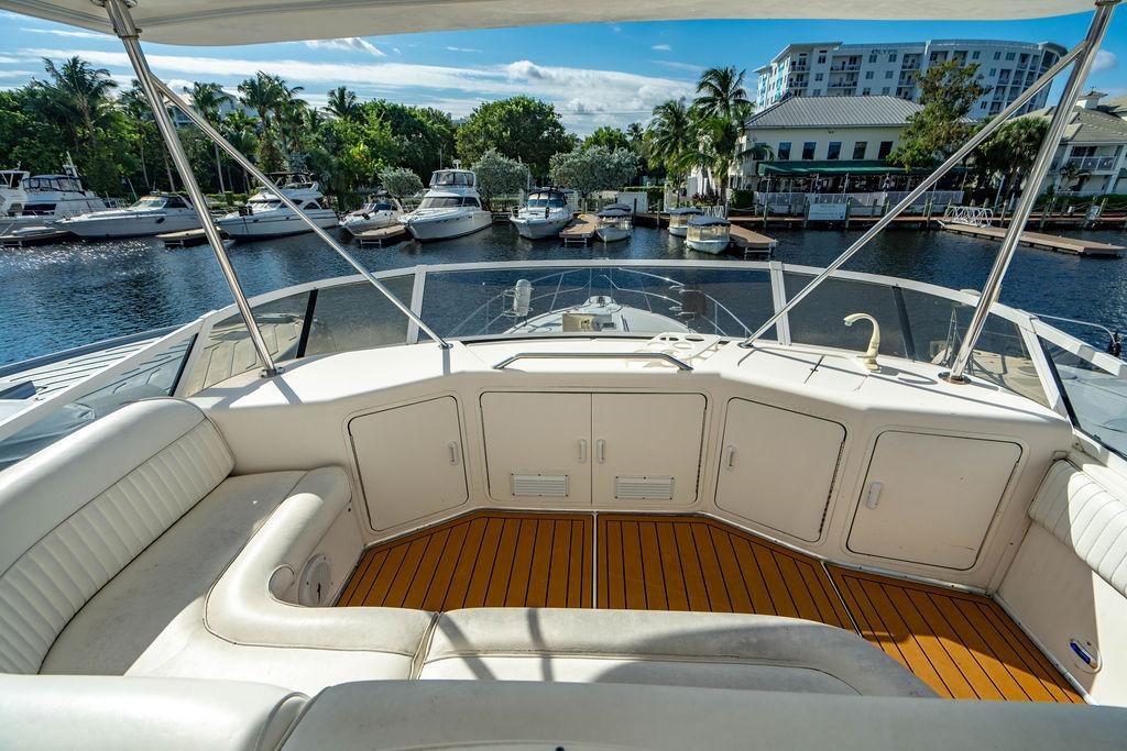 Sea Ray 55 Knottin Matters - Flybridge