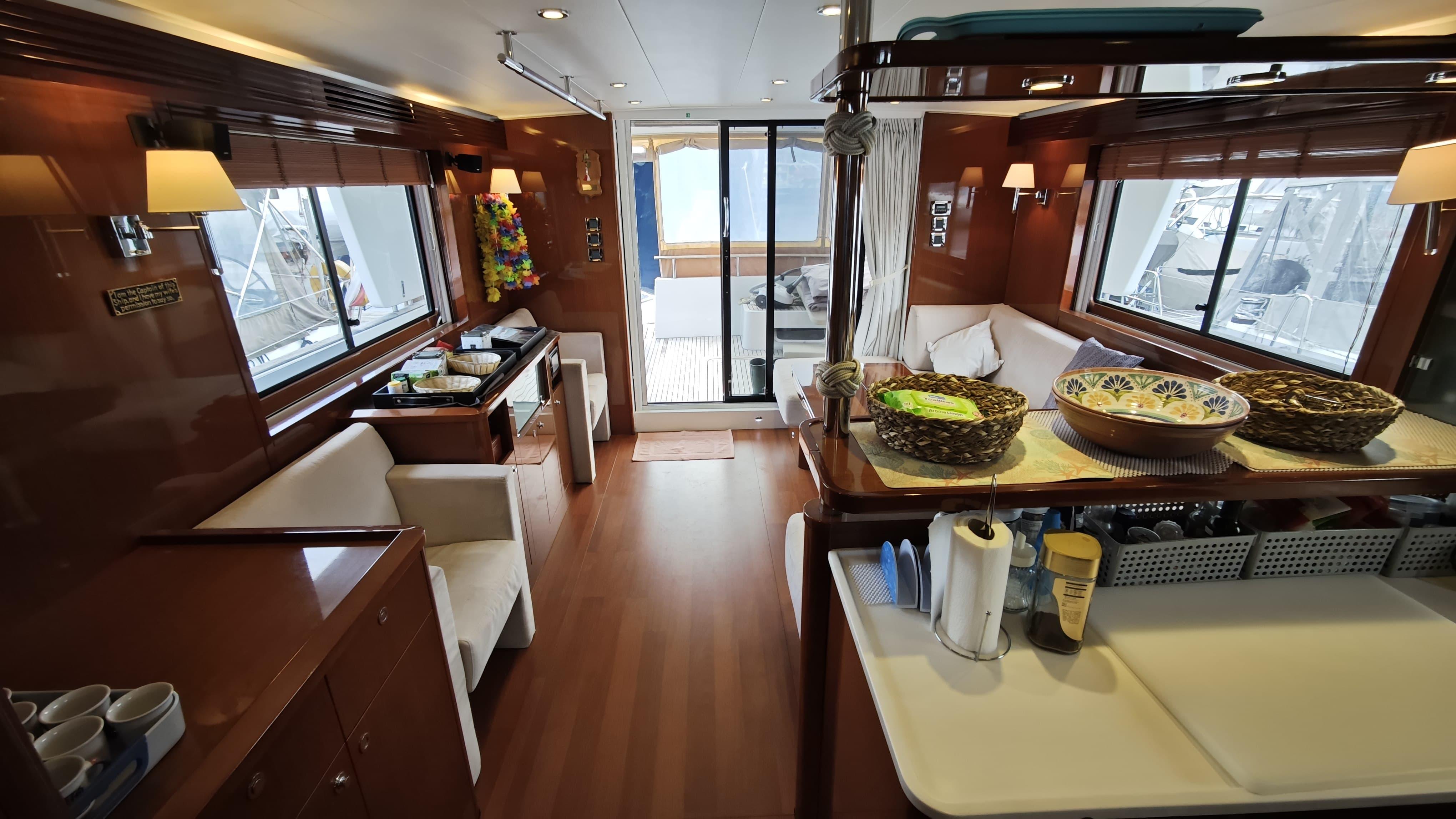 Yacht Photos Pics