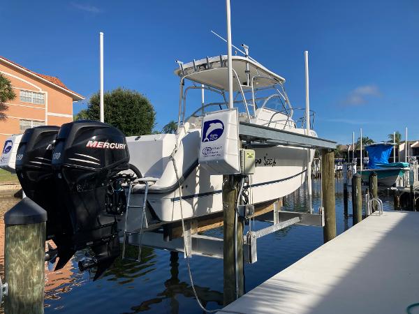 25' Boston Whaler, Listing Number 100873862, Image No. 2