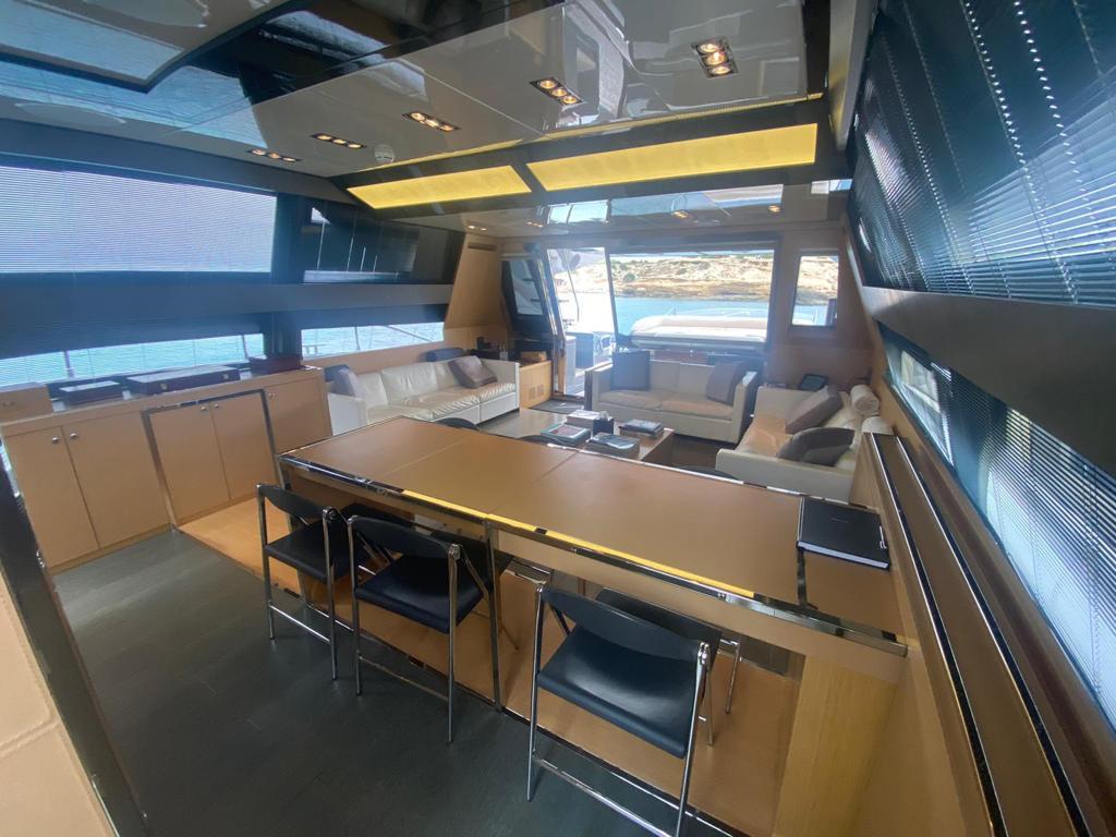 2010 Riva 86' DOMINO MY Place