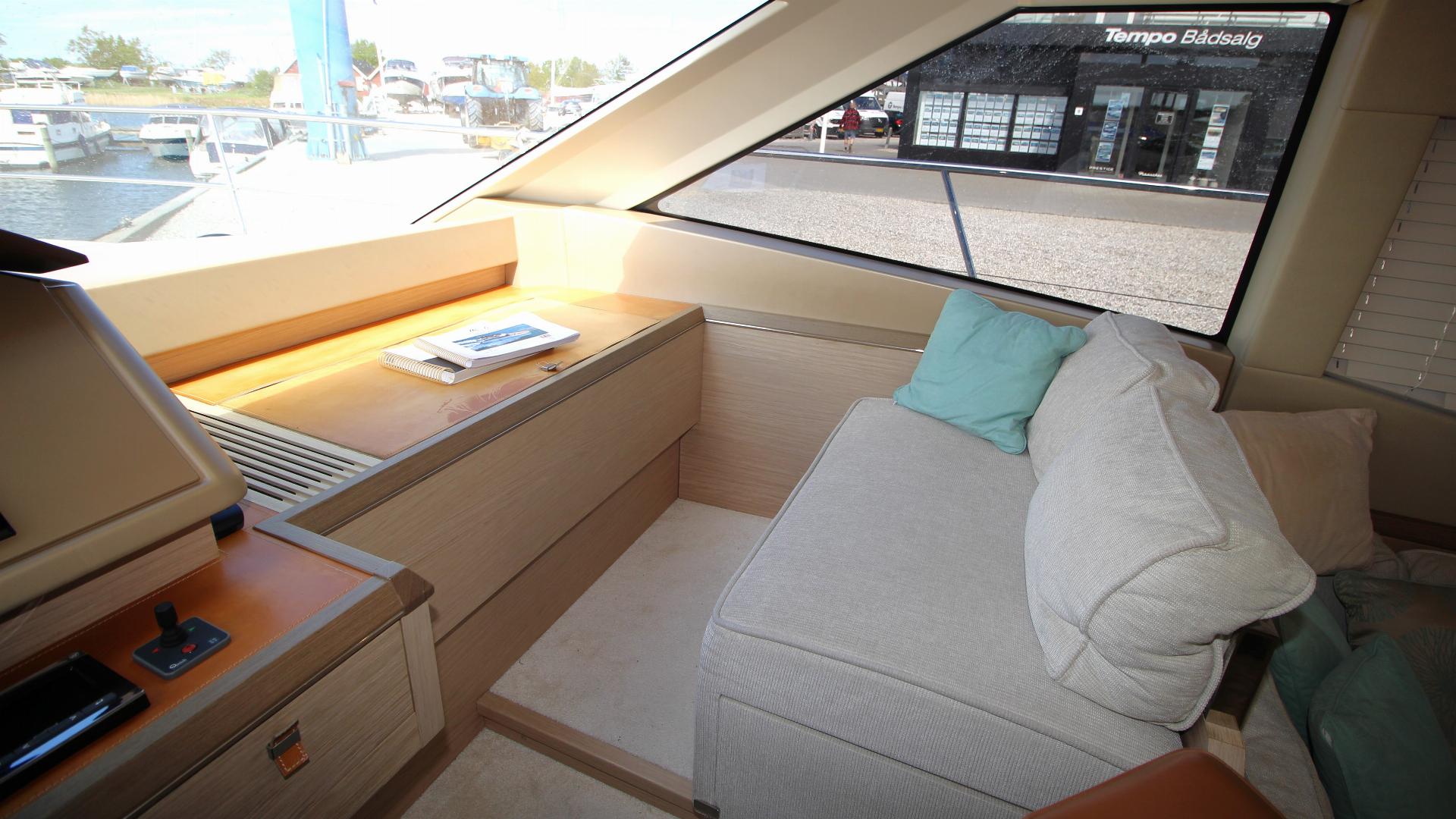 Yacht Photos Pics