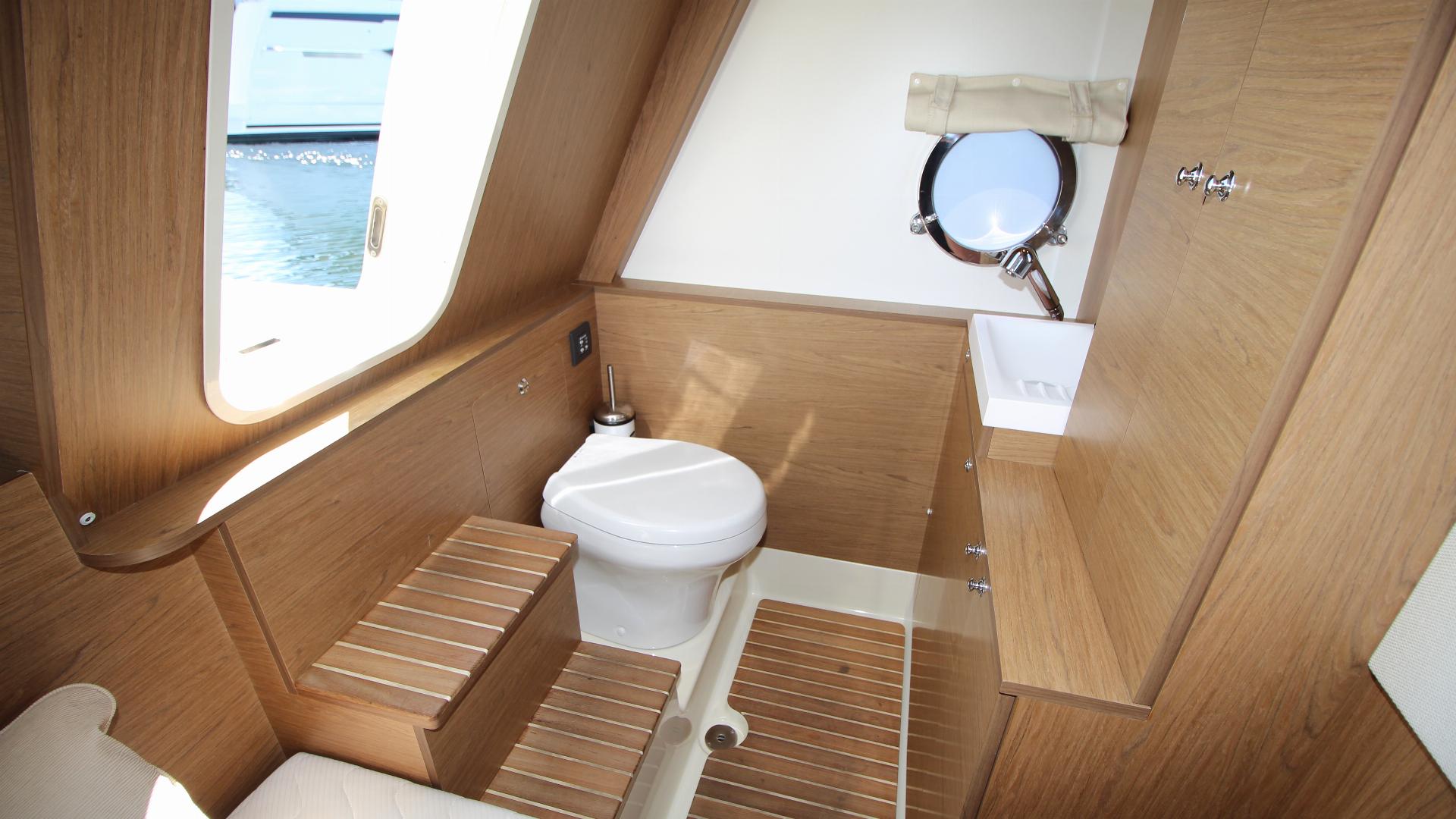 Yacht Photos Pics