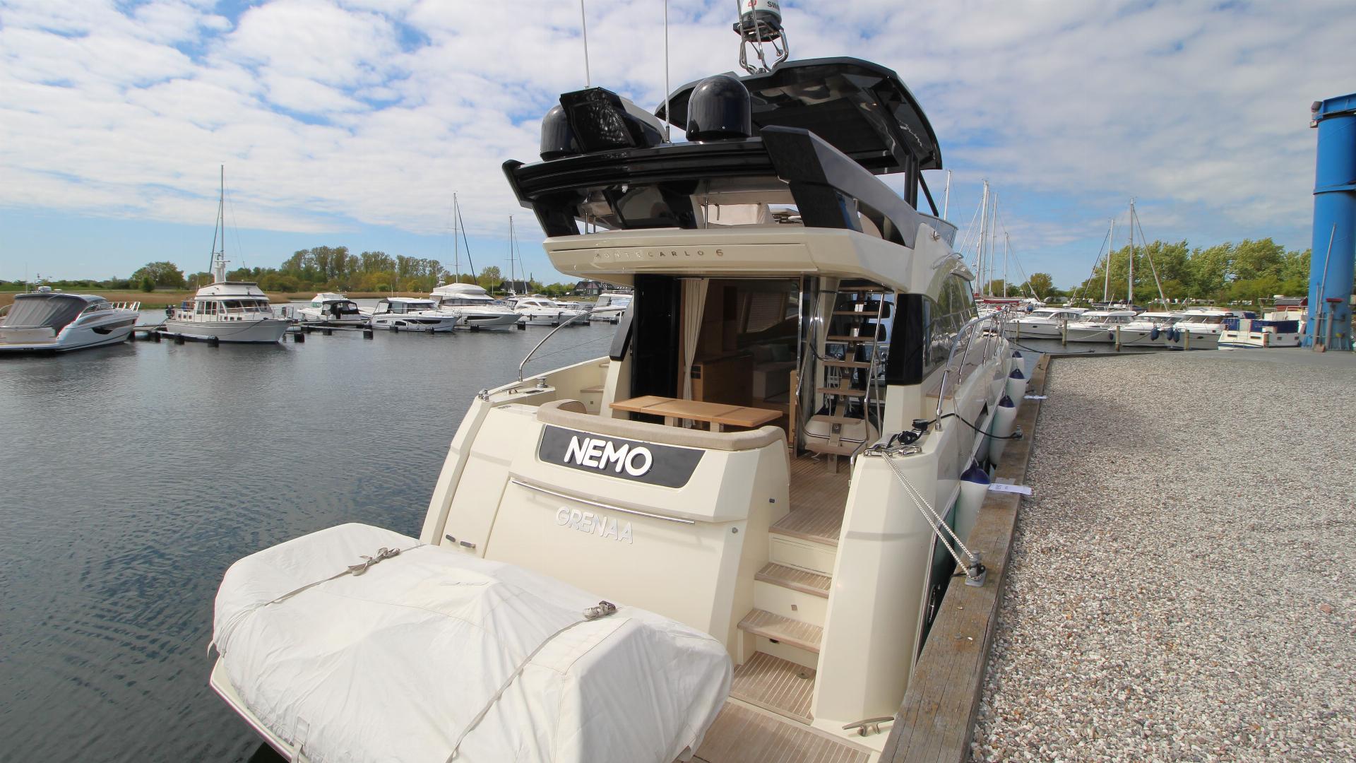 Yacht Photos Pics