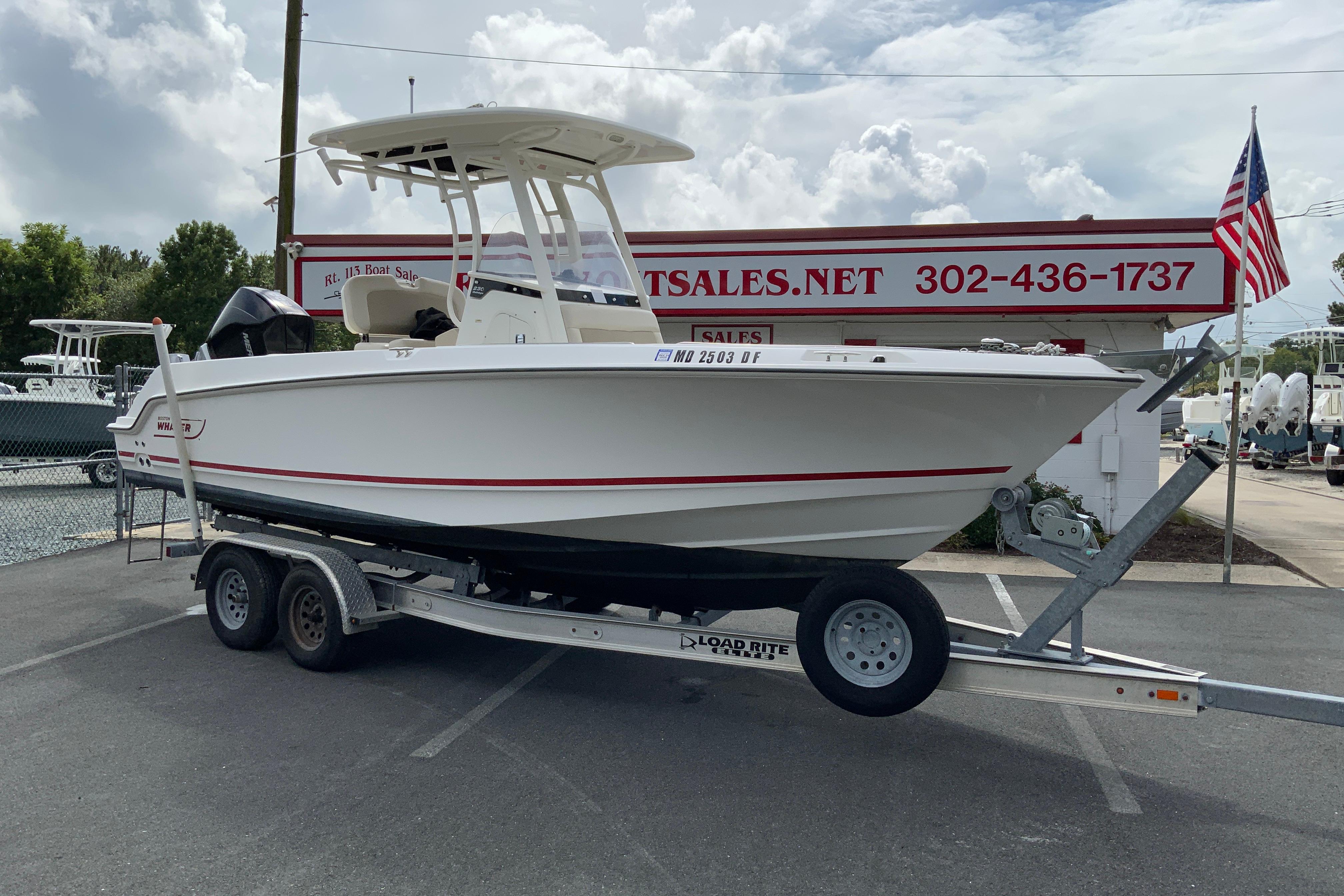 2019 Boston whaler 230 Outrage-2