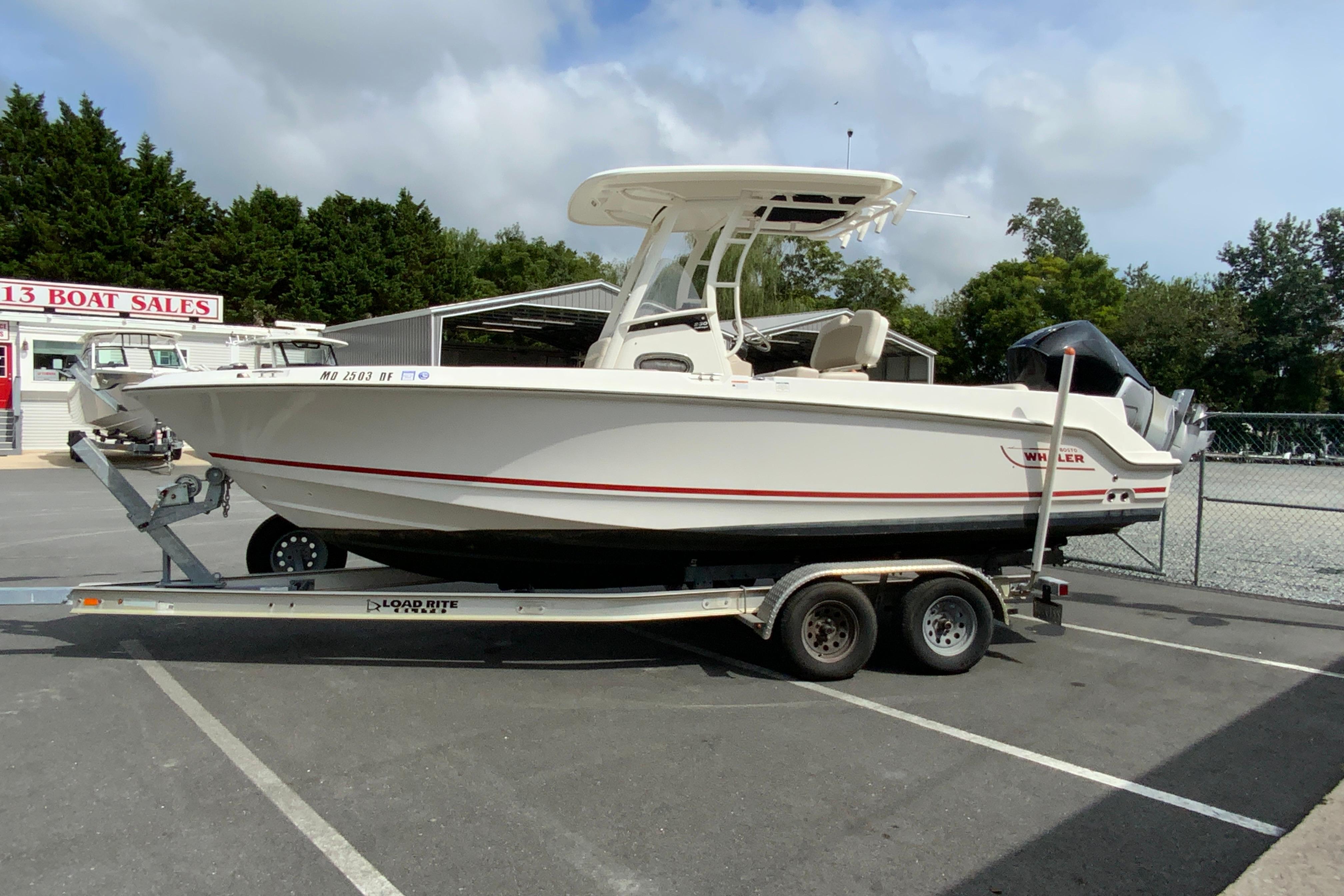2019 Boston whaler 230 Outrage-6
