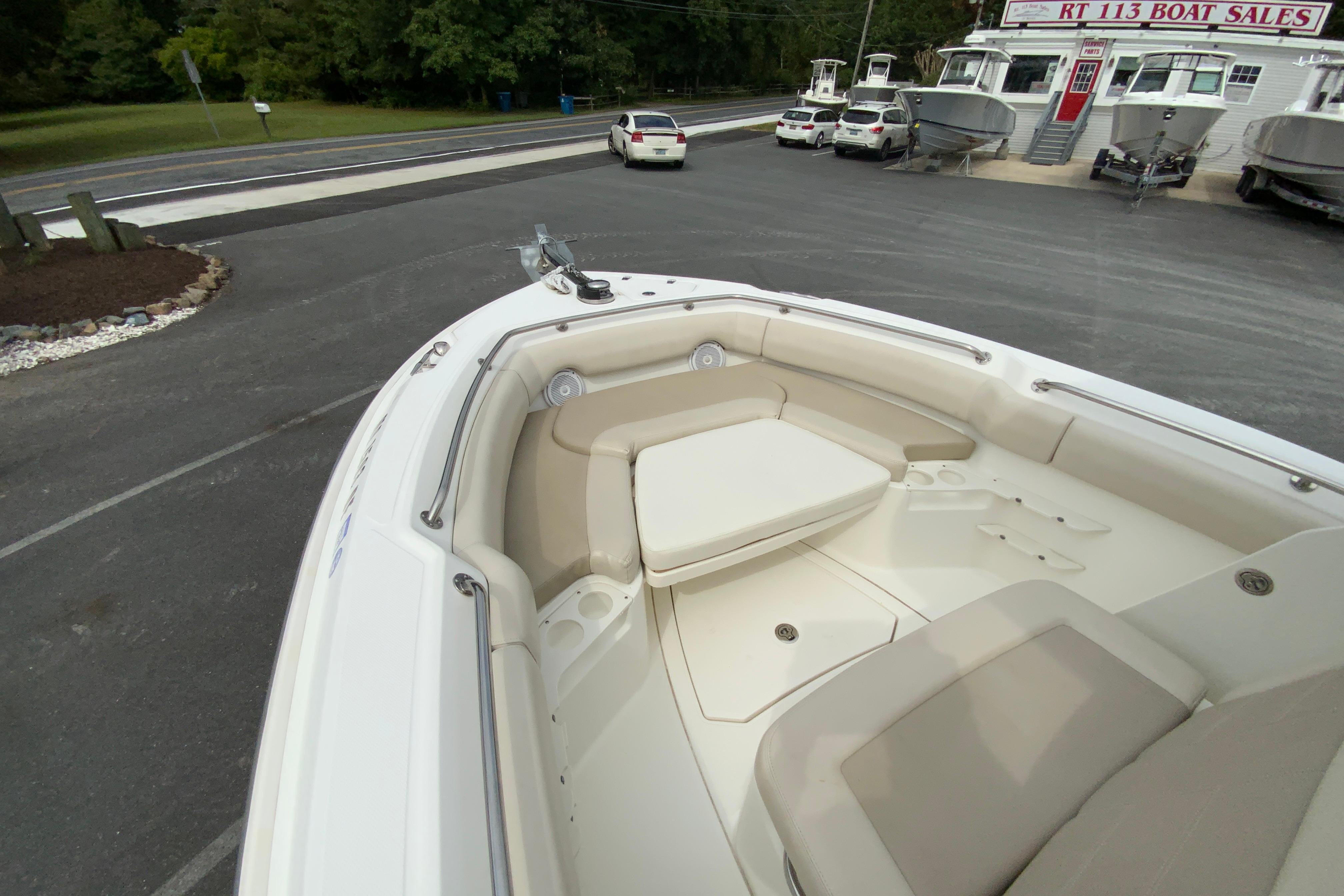2019 Boston whaler 230 Outrage-44