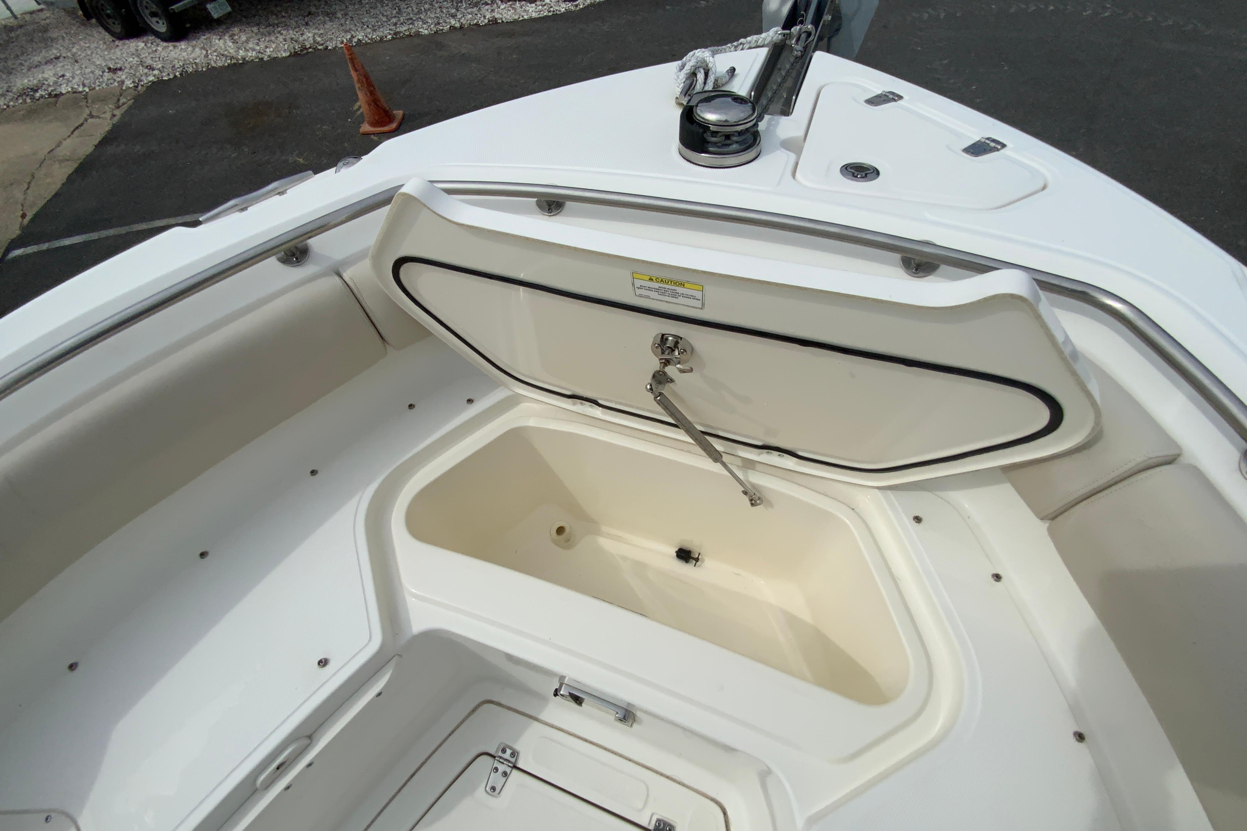 2019 Boston whaler 230 Outrage-48