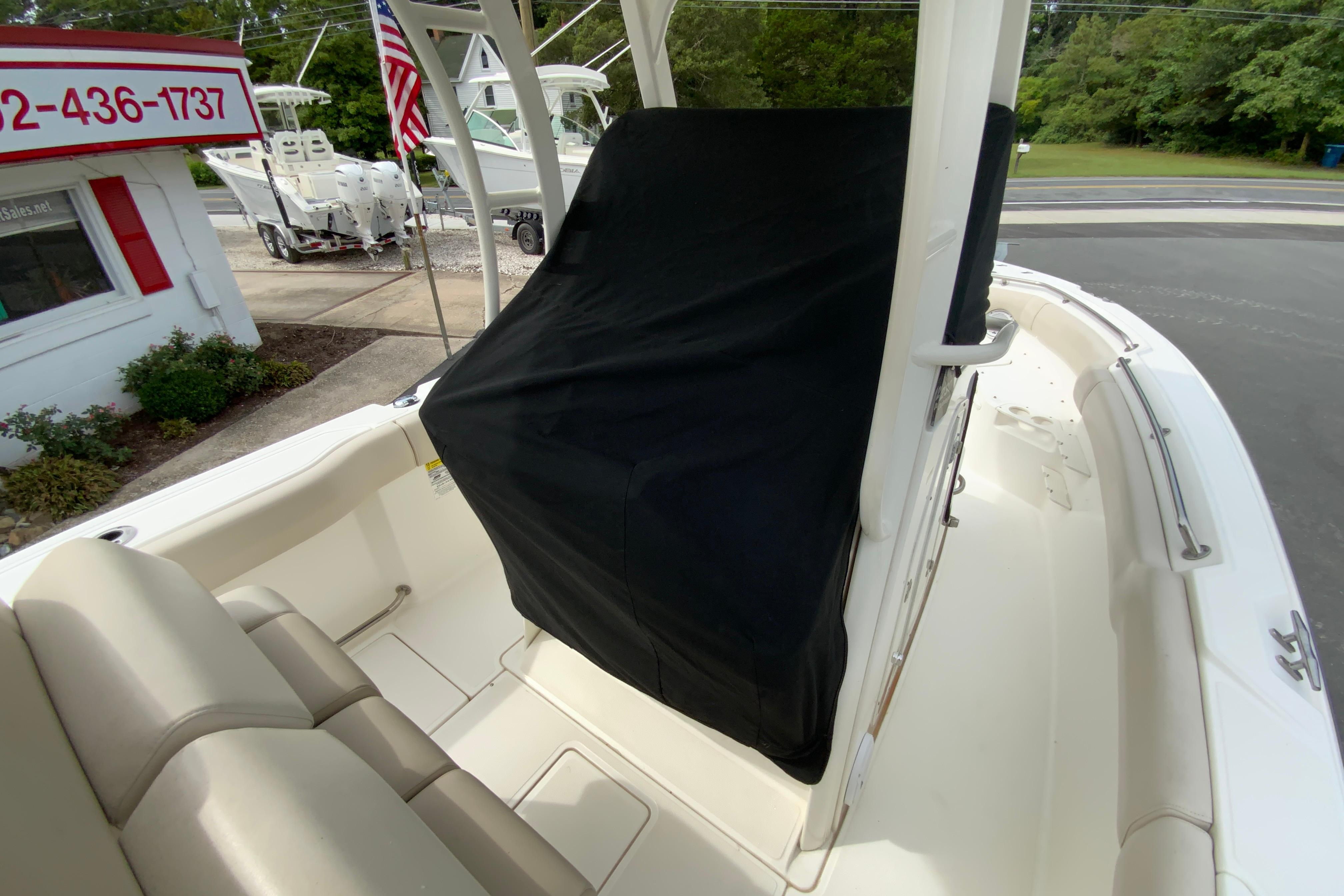 2019 Boston whaler 230 Outrage-56