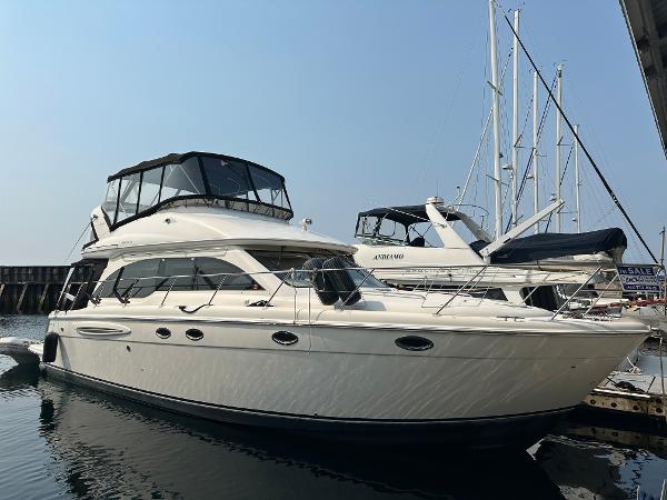 Photo of 2003 Meridian 46'