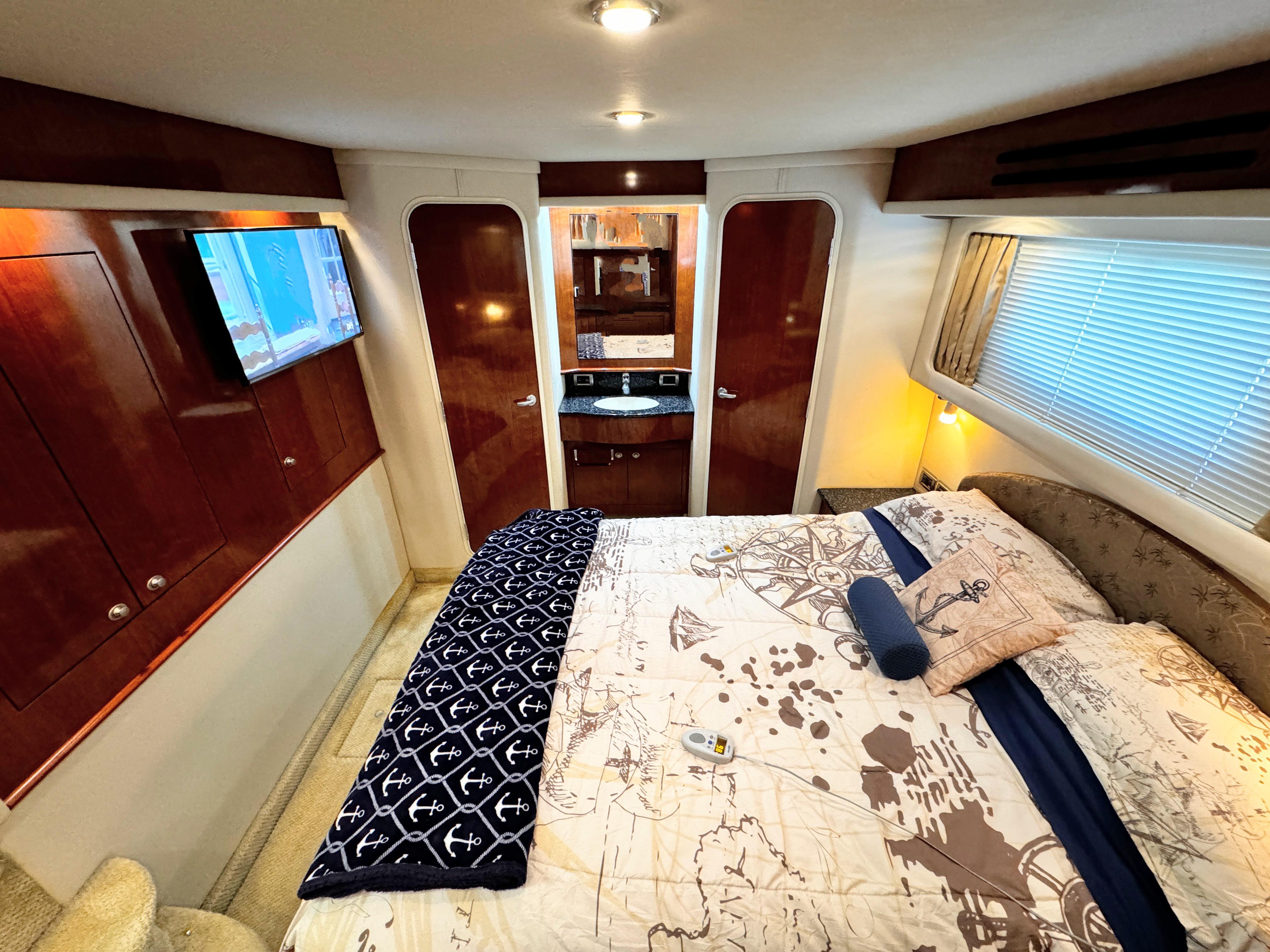 2004-sea-ray-390-motor-yacht-power-9747400-976200799-0-040420251016-30