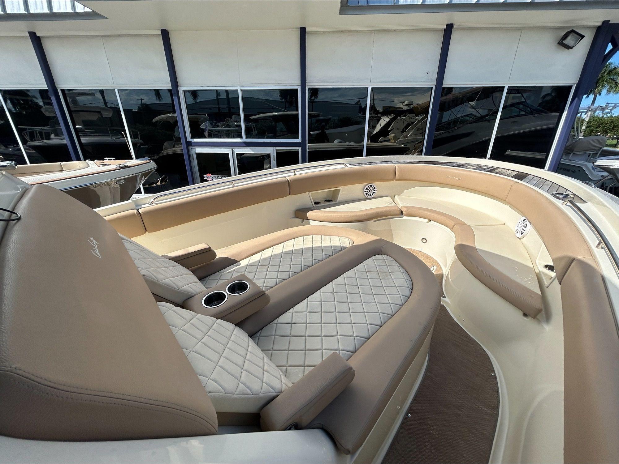 2021-chris-craft-catalina-30-power-9697401-977967131-0-080520250929-19