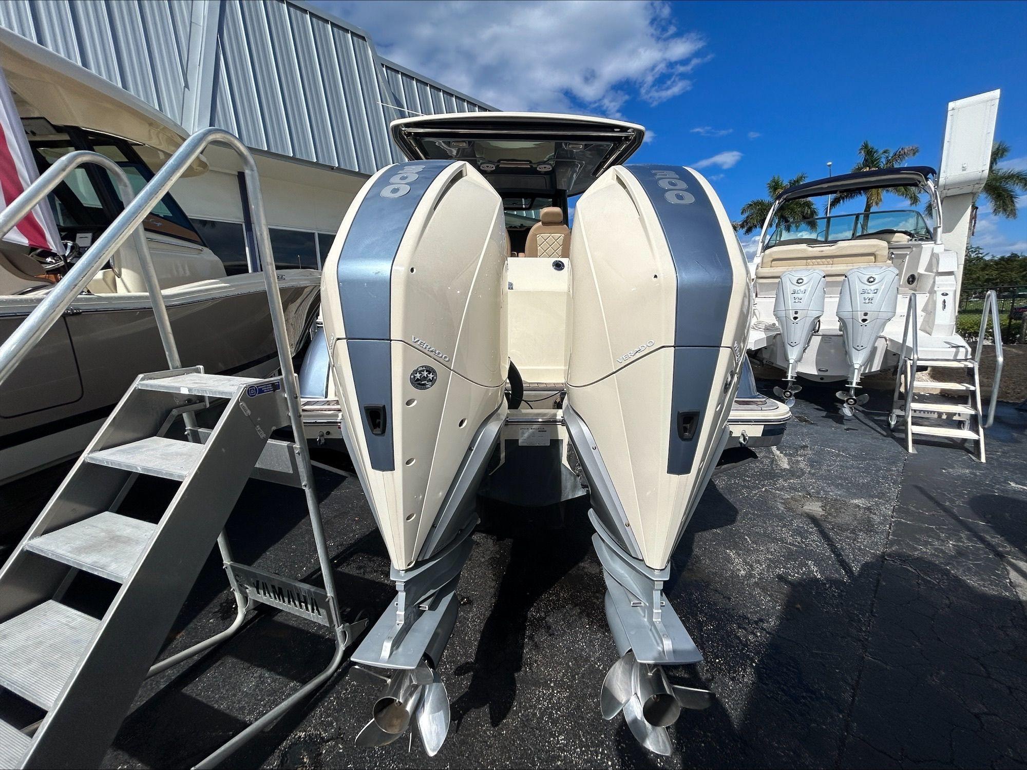 2021-chris-craft-catalina-30-power-9697401-977967136-0-080520250929-5