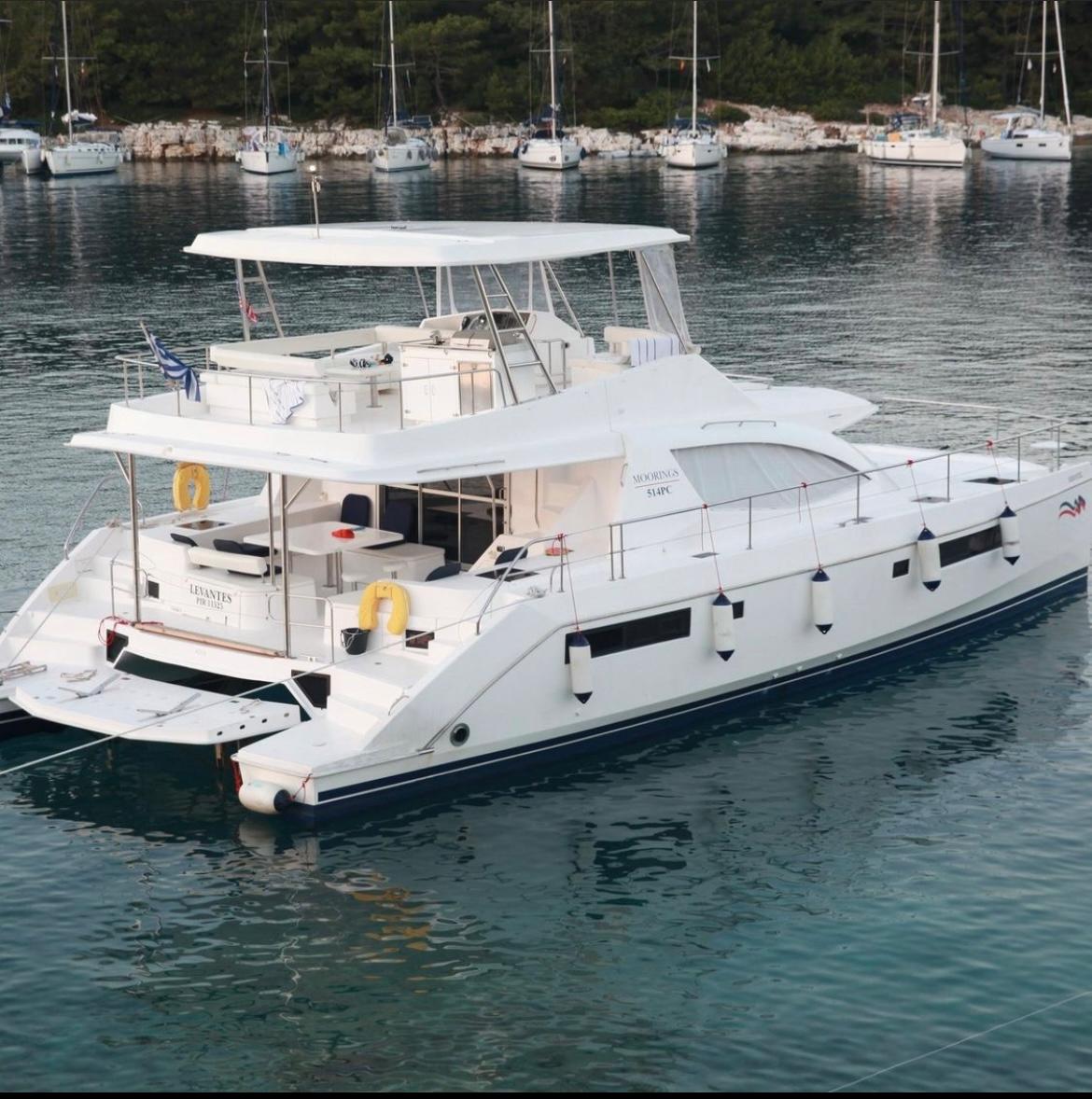 Bolt Mursten muskel Leopard 51 Powercat Power Catamaran for sale | The Moorings Yacht Brokerage