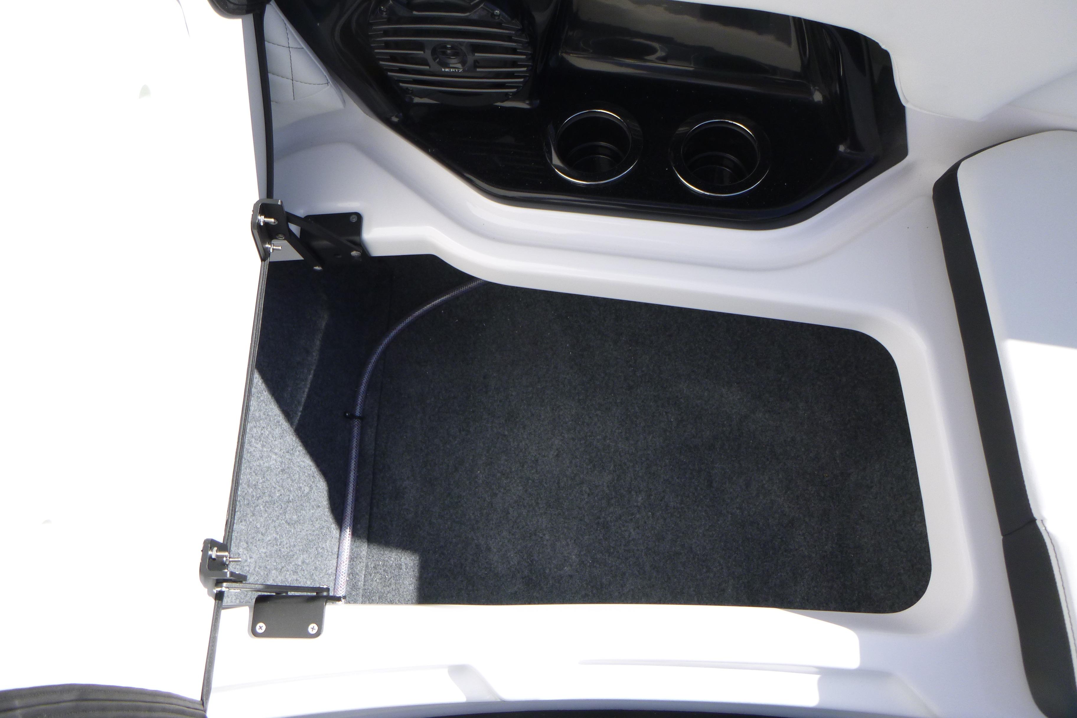 2026 Yamaha Boats 252SD Gallery