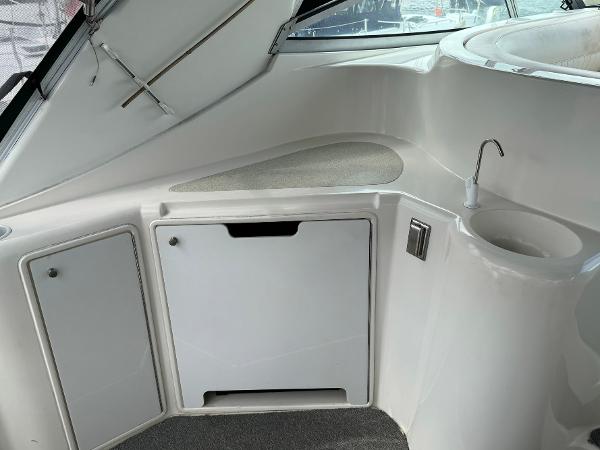 38' Cruisers Yachts, Listing Number 100915786, - Photo No. 35