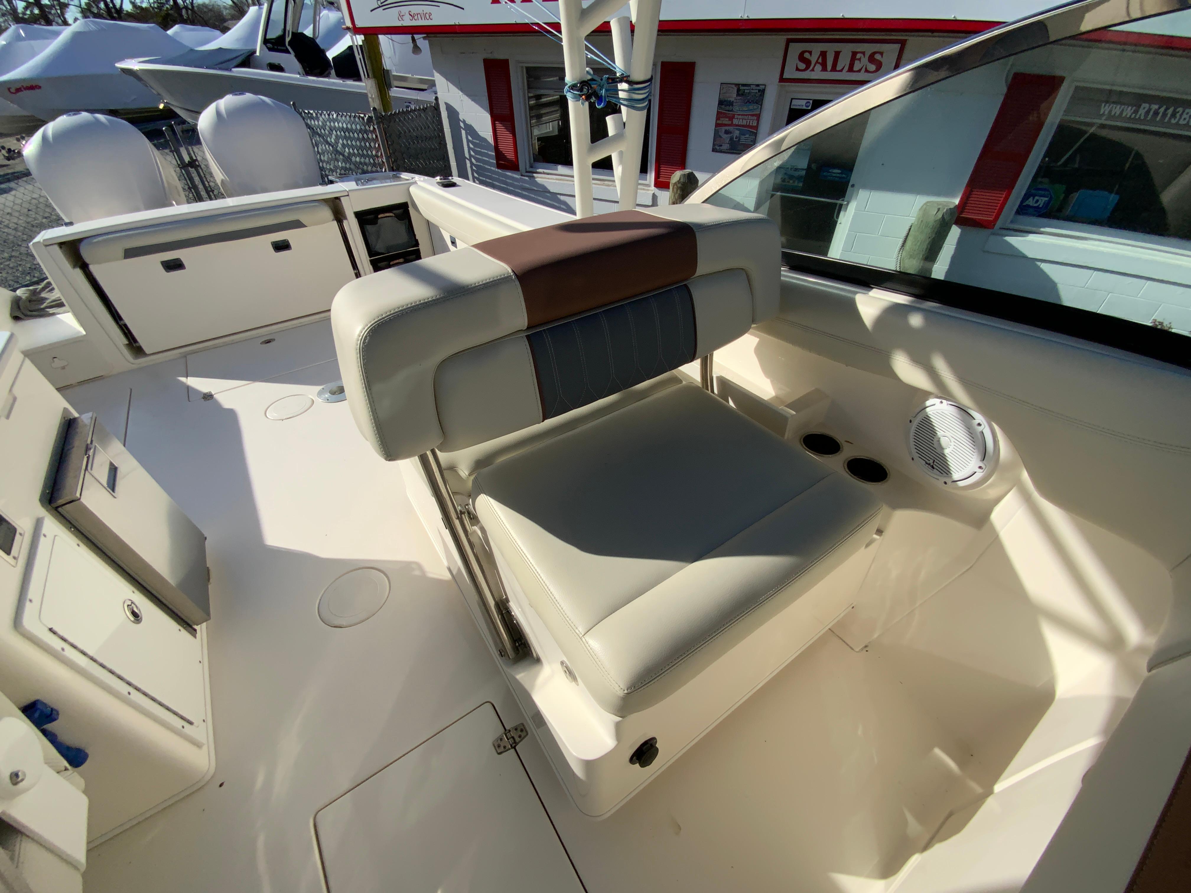 2019 Cobia 280 Dual Console-19