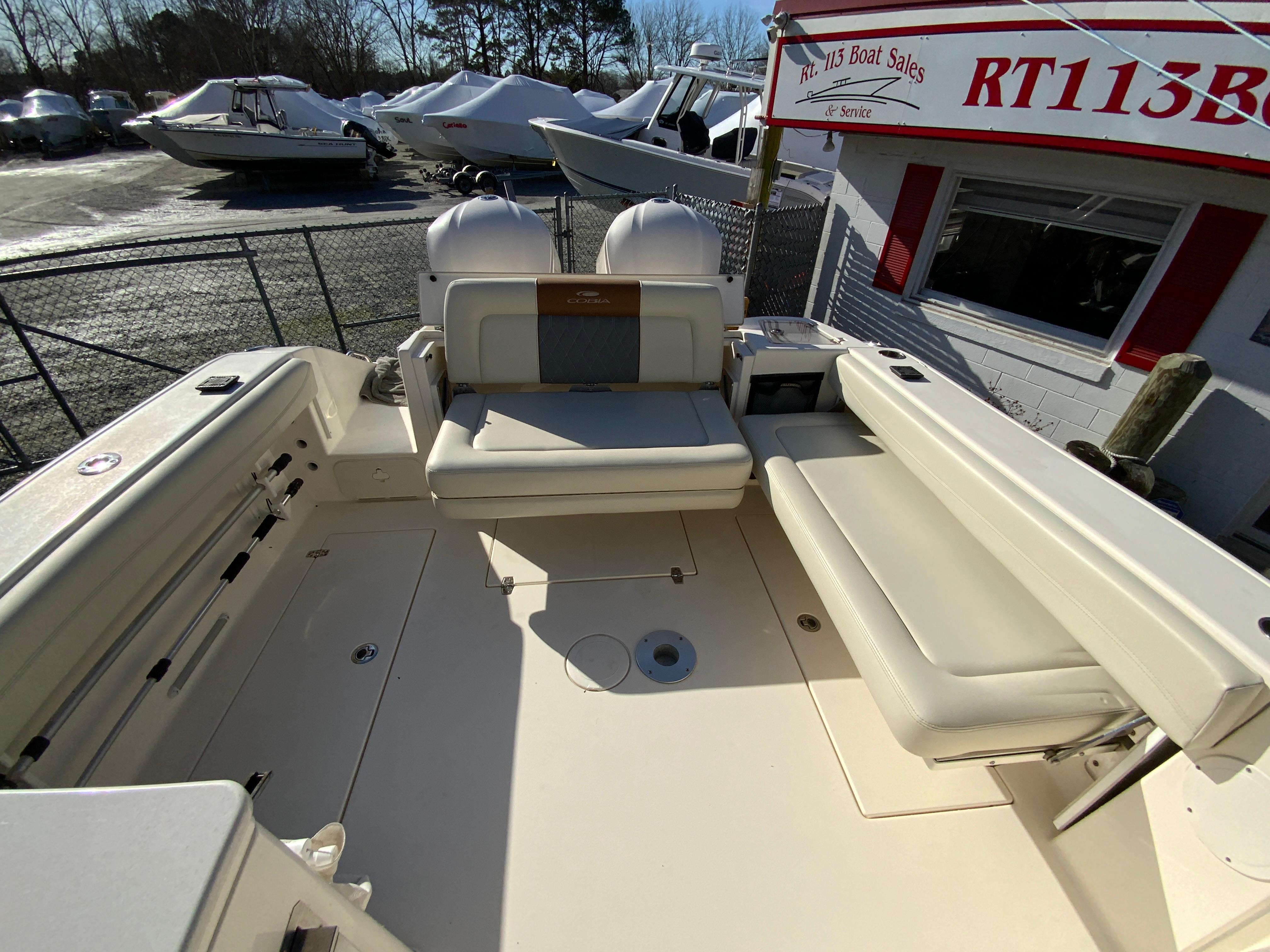 2019 Cobia 280 Dual Console-34