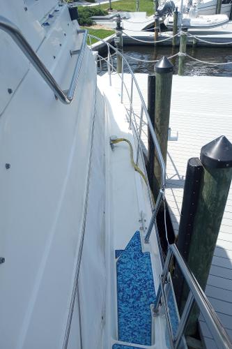 39' Cruisers, Listing Number 100915459, Image No. 7