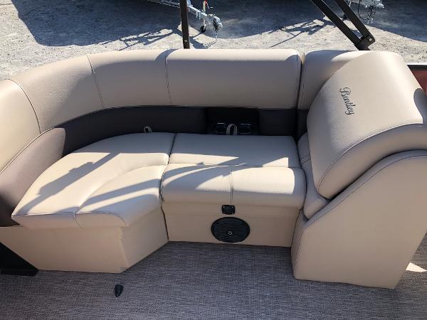 2021 Bentley boat for sale, model of the boat is 200 Navigator & Image # 24 of 31