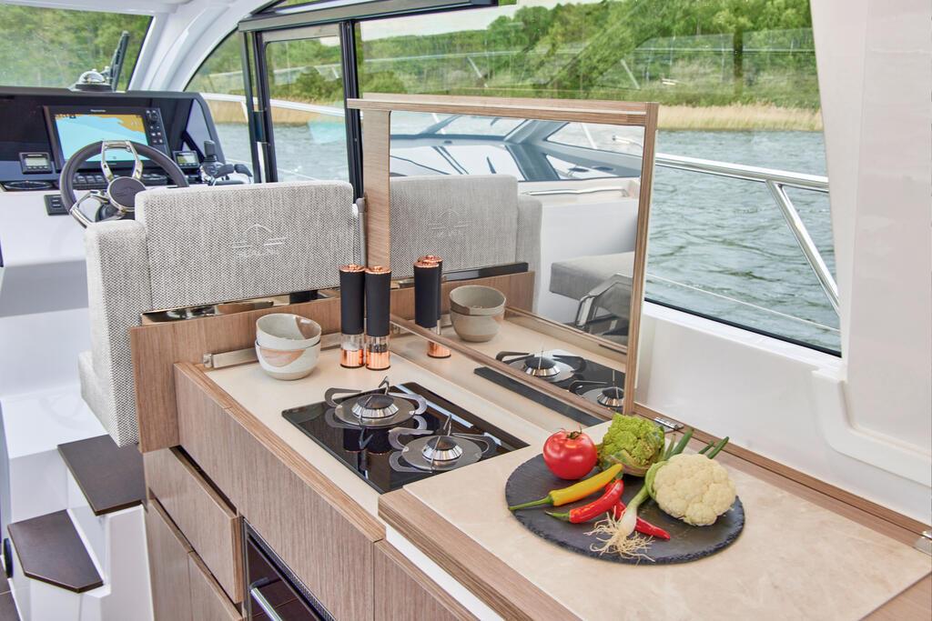 Sealine - 50North
