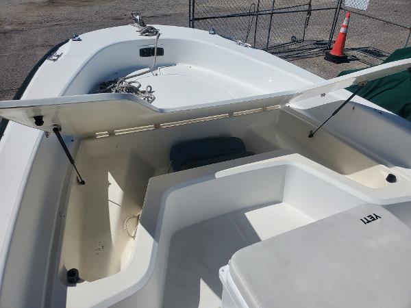 22' Boston Whaler, Listing Number 100915130, Image No. 14