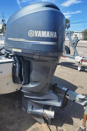 22' Boston Whaler, Listing Number 100915130, Image No. 22