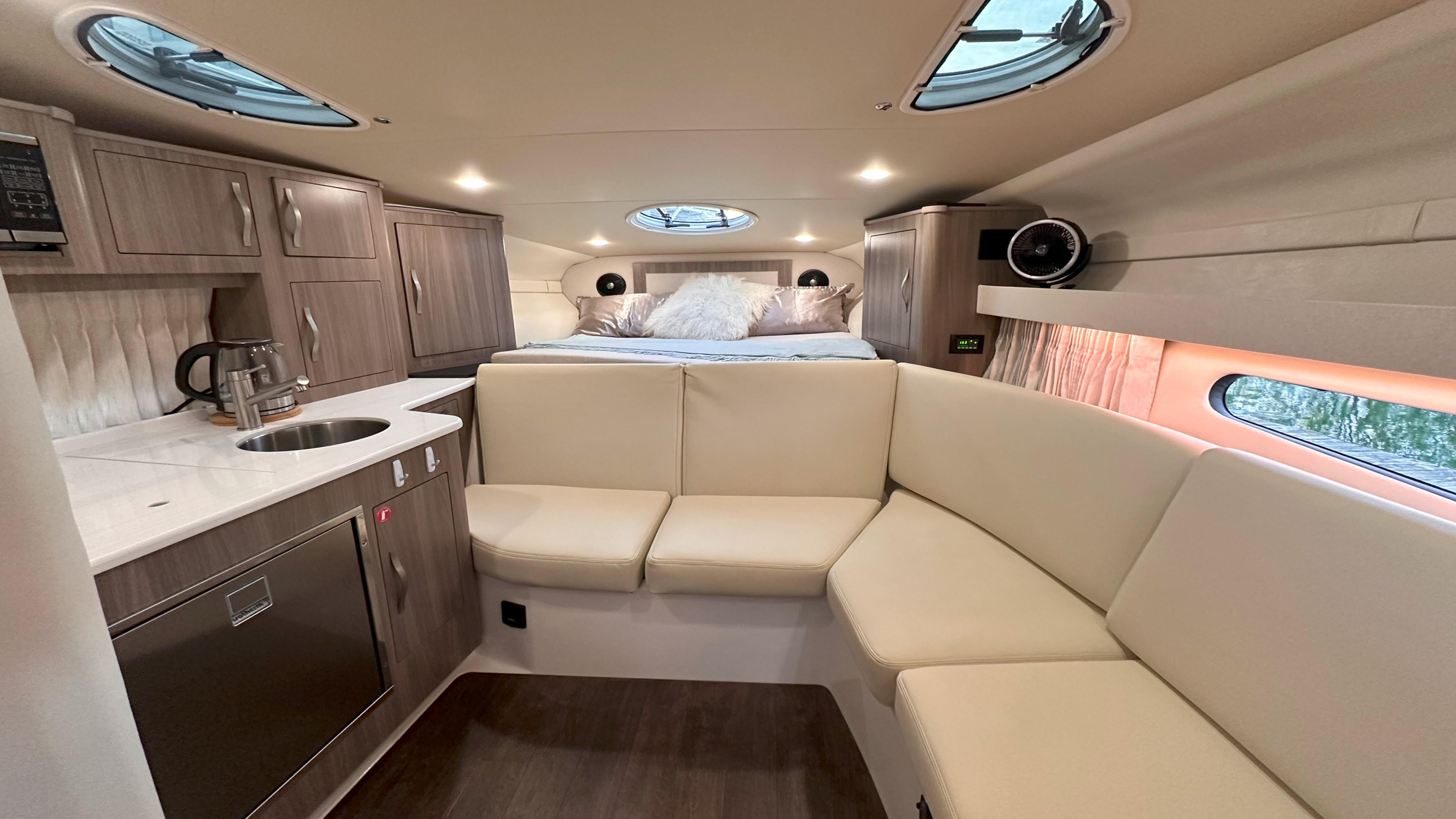2021-regal-33-express-power-9847426-20250620174203505-1