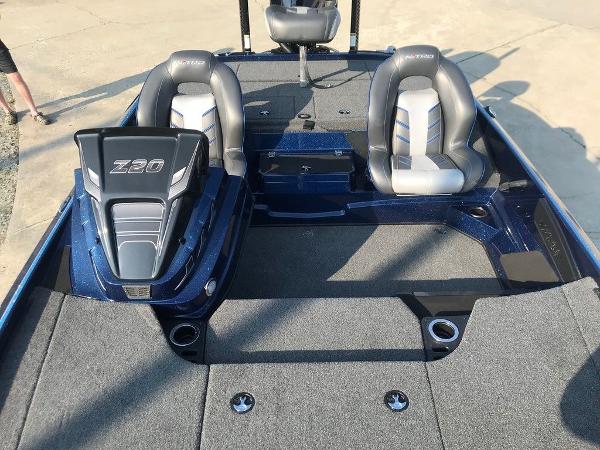 2022 Nitro boat for sale, model of the boat is Z20 Pro & Image # 6 of 13
