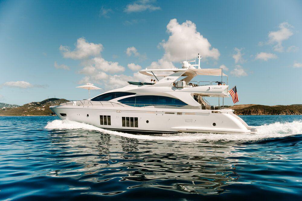 2015 Azimut 84