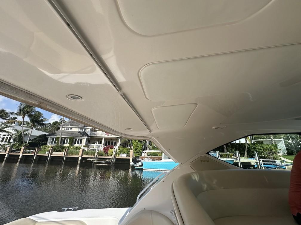 2008 Tiara 3500 Sovran