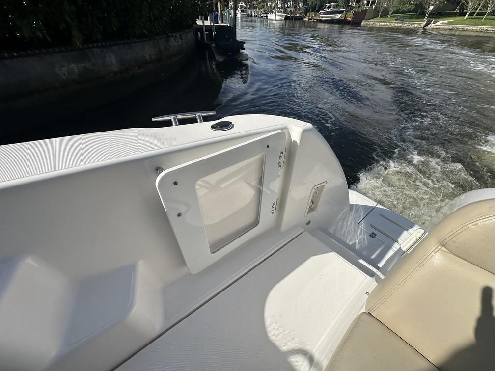 2008 Tiara 3500 Sovran
