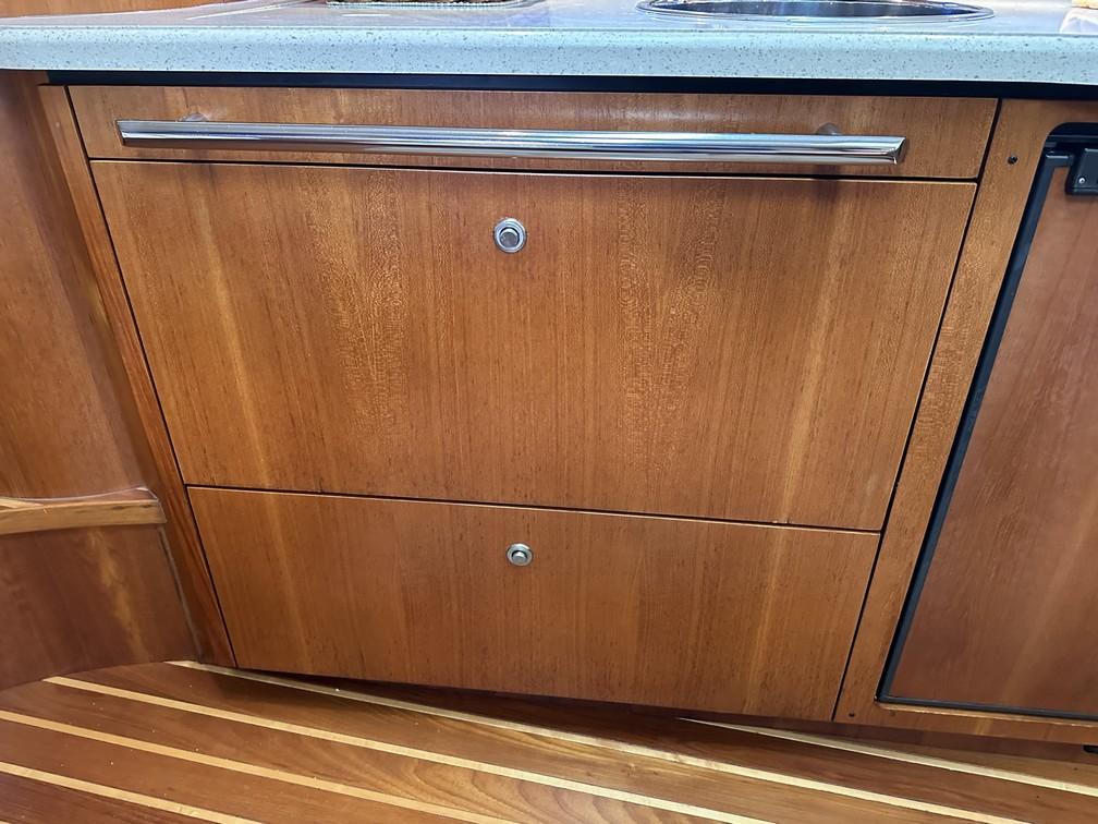 2008 Tiara 3500 Sovran