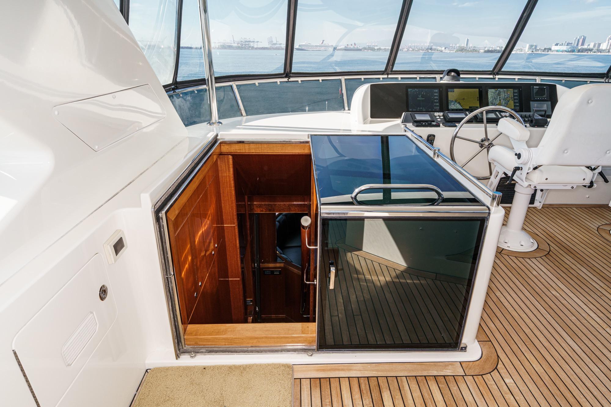 2010 Ocean Alexander Motor Yacht #TBBA68802LLC inventory image at Sun Country Yachts, South Lake Union (Seattle)