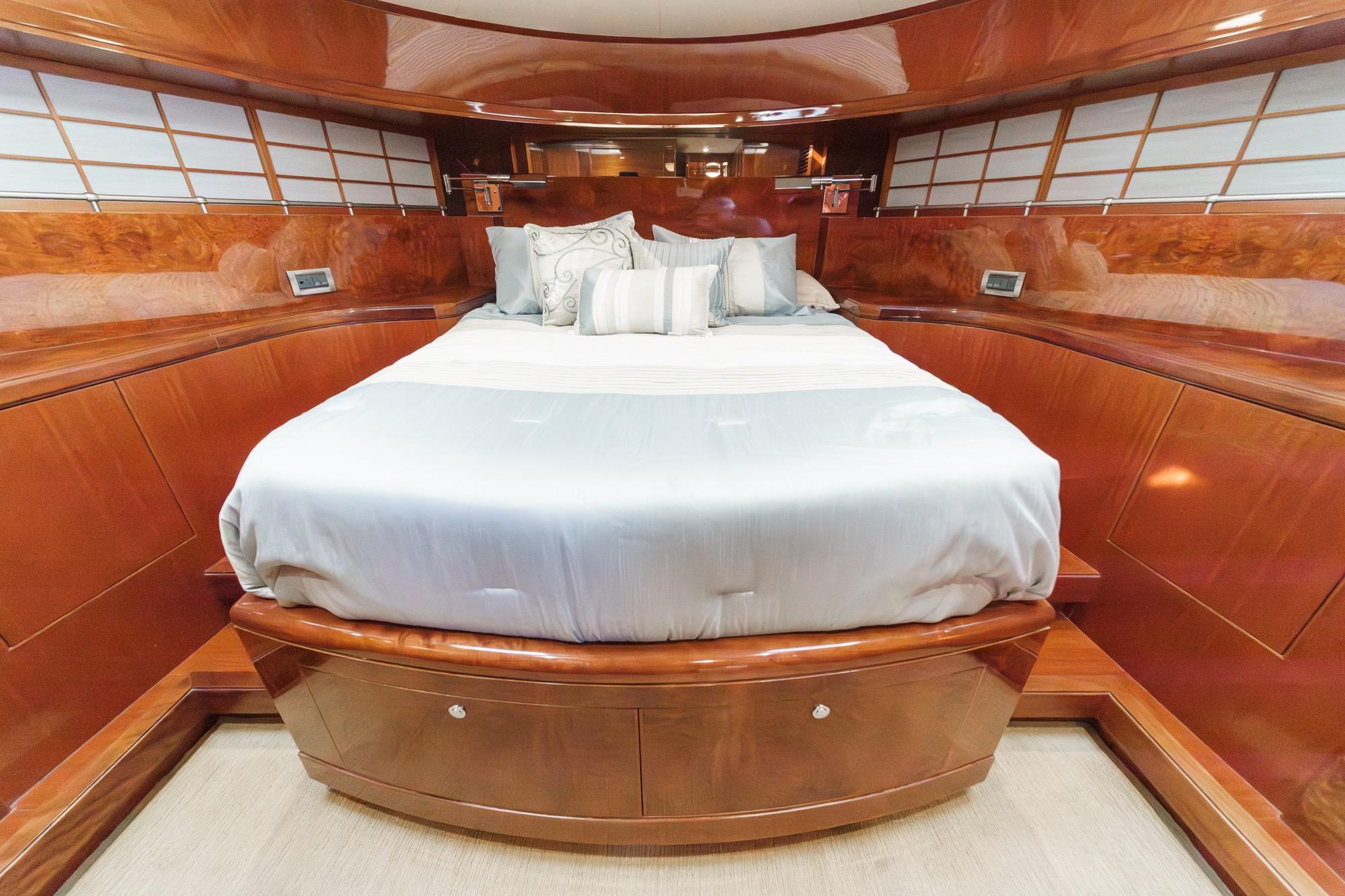 2010 Ocean Alexander Motor Yacht #TBBA68802LLC inventory image at Sun Country Yachts, South Lake Union (Seattle)