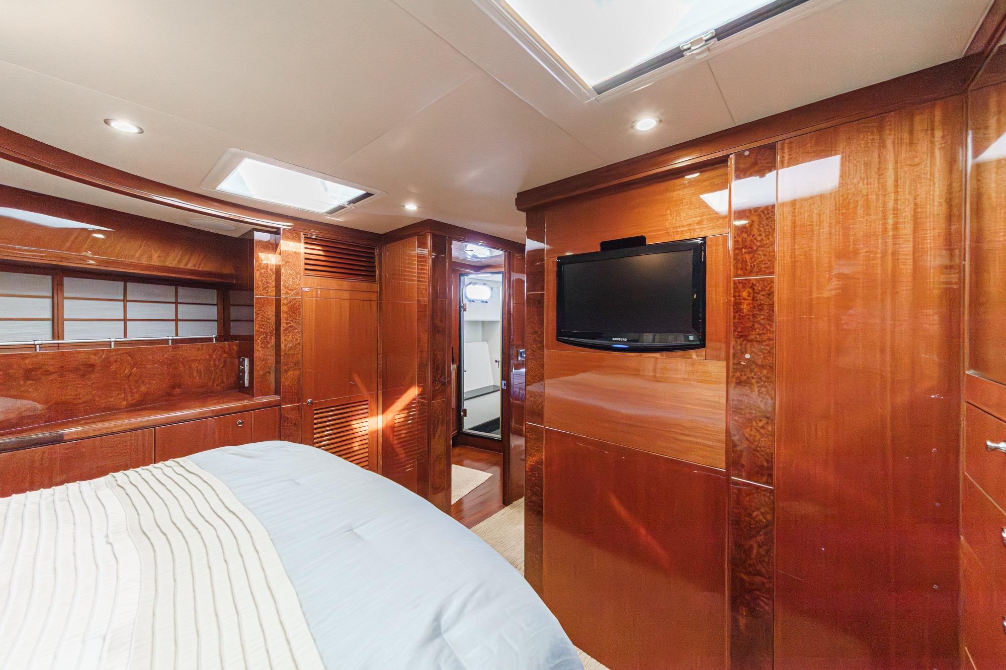 2010 Ocean Alexander Motor Yacht #TBBA68802LLC inventory image at Sun Country Yachts, South Lake Union (Seattle)