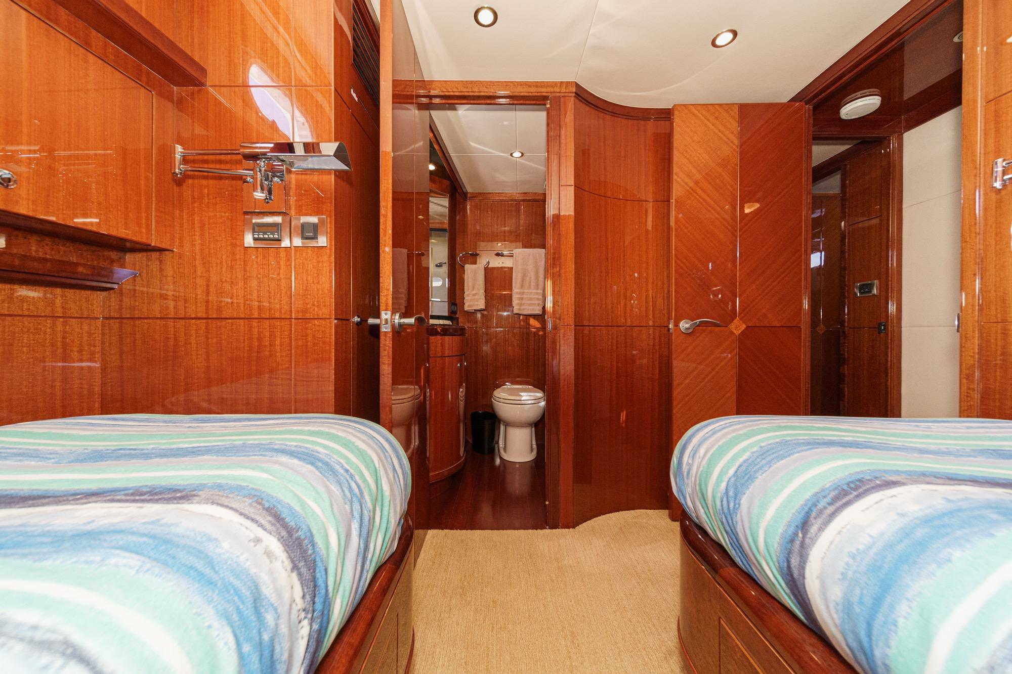 2010 Ocean Alexander Motor Yacht #TBBA68802LLC inventory image at Sun Country Yachts, South Lake Union (Seattle)