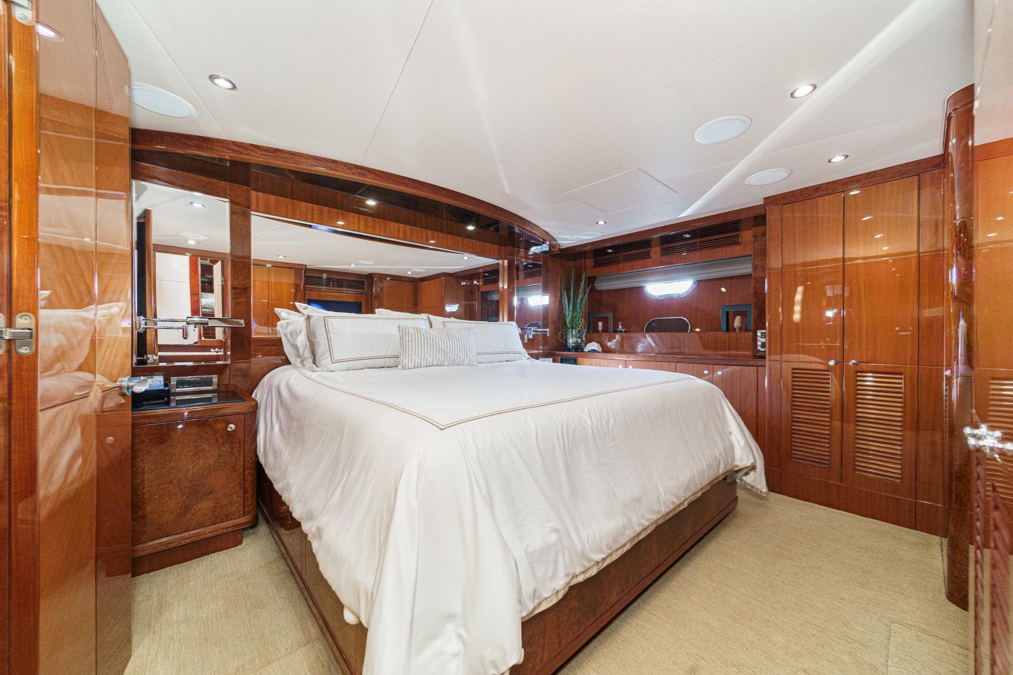 2010 Ocean Alexander Motor Yacht #TBBA68802LLC inventory image at Sun Country Yachts, South Lake Union (Seattle)