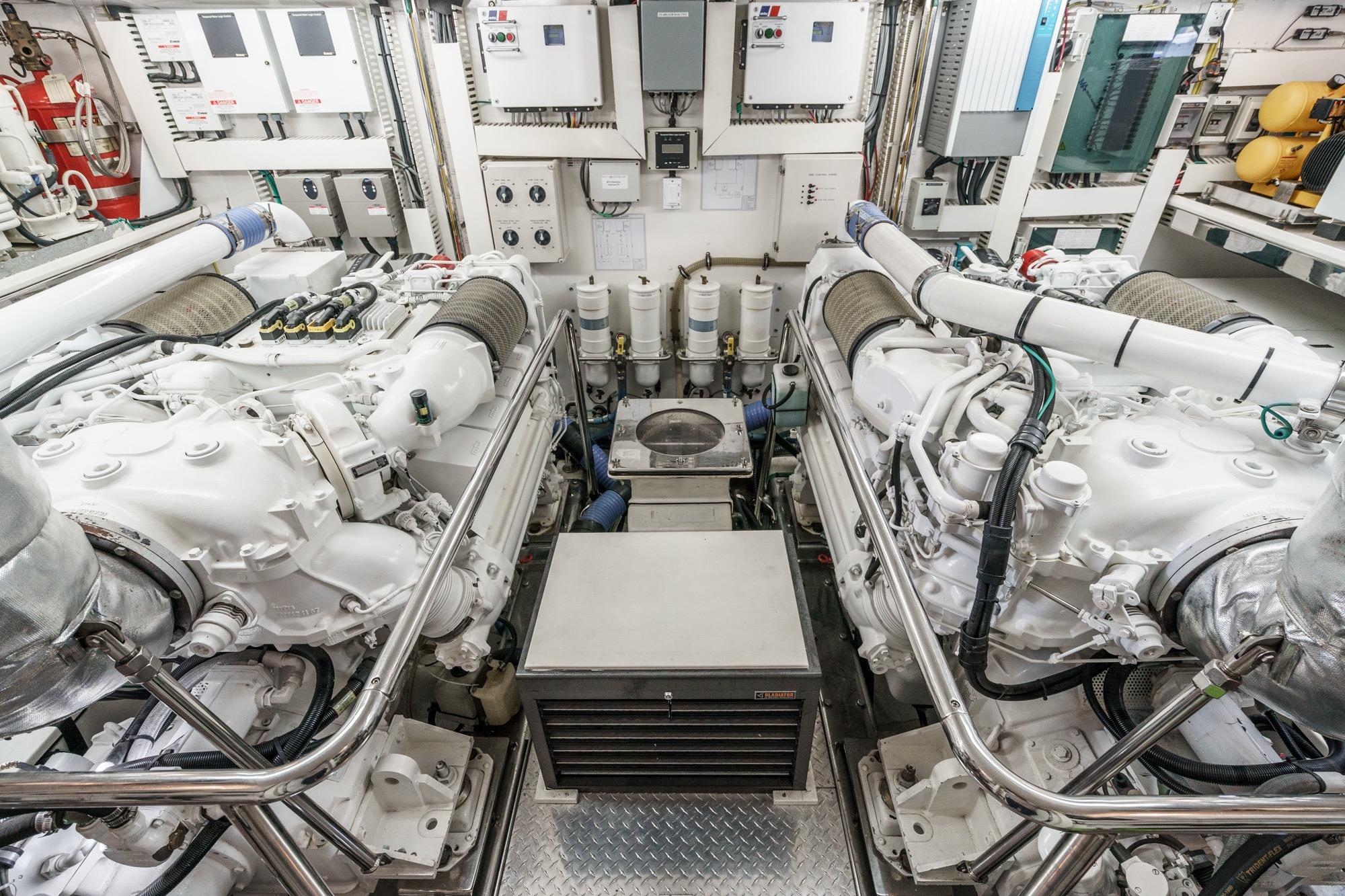 2010 Ocean Alexander Motor Yacht #TBBA68802LLC inventory image at Sun Country Yachts, South Lake Union (Seattle)