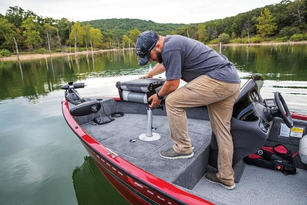 2019 Tracker Boats boat for sale, model of the boat is Super Guide V-16 SC & Image # 14 of 19