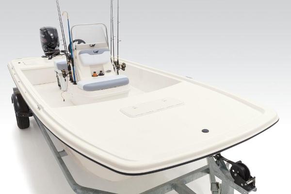 2021 Mako boat for sale, model of the boat is Pro Skiff 19 CC & Image # 30 of 54