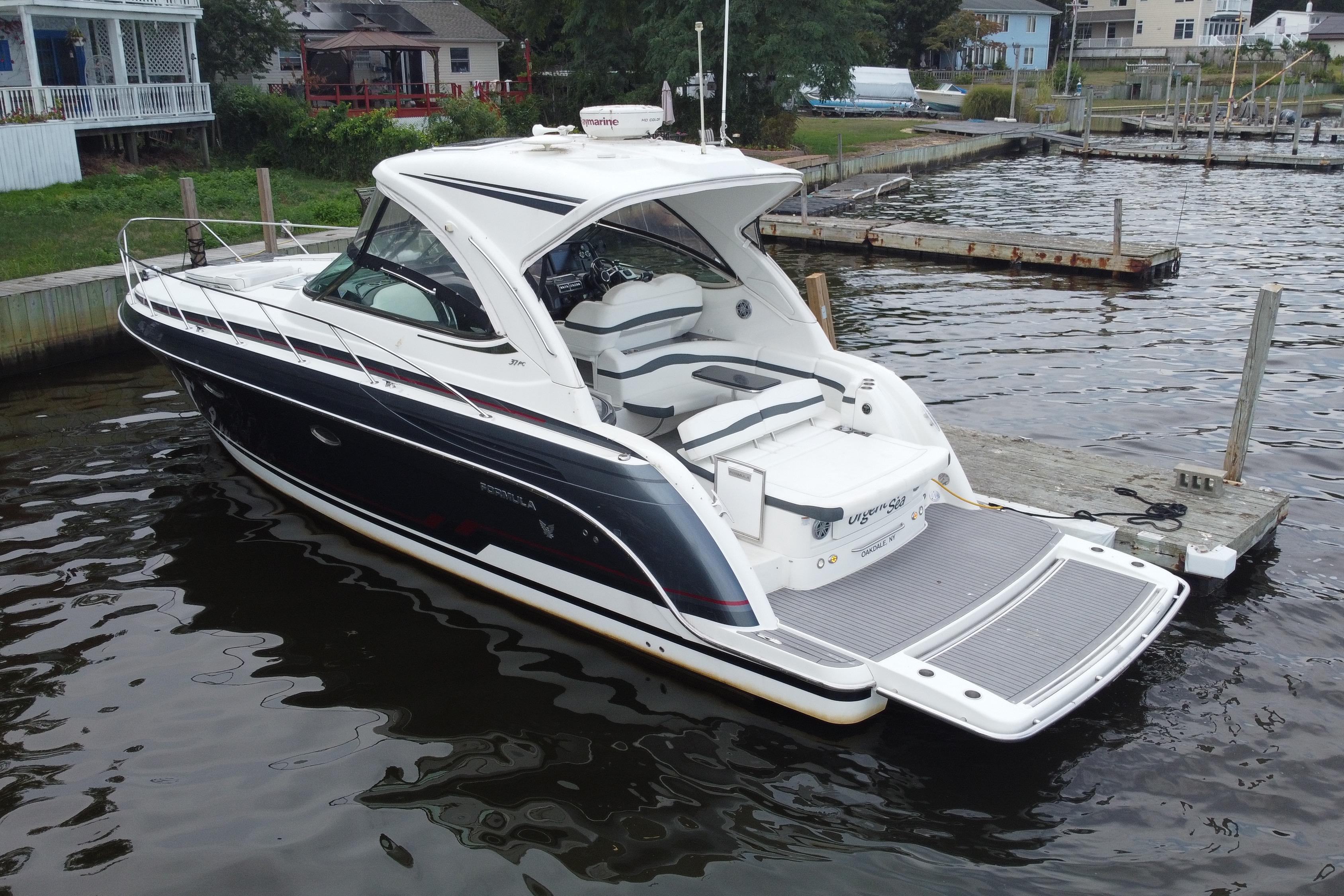 2017 Formula 37 Performance Cruiser