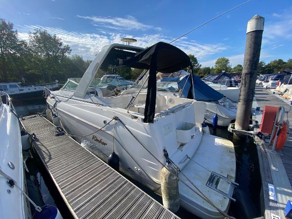 2002 Rinker 270 Fiesta Vee