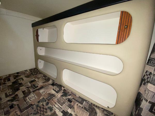 2002 Rinker 270 Fiesta Vee