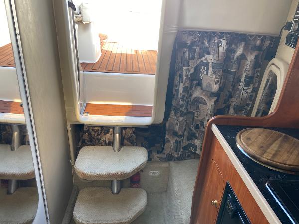 2002 Rinker 270 Fiesta Vee